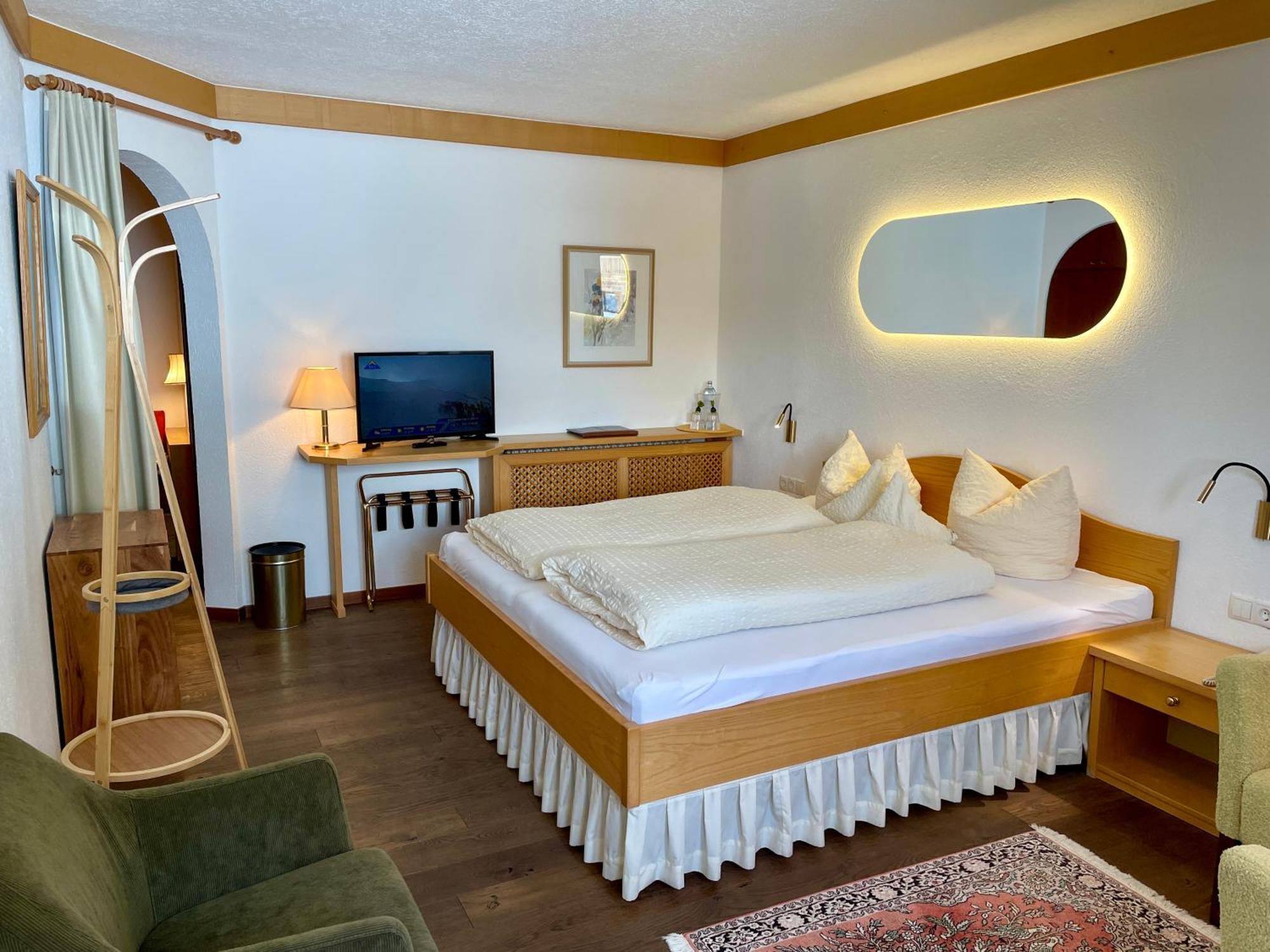 Hotel Garni Zerzer Зерфаус Екстериор снимка