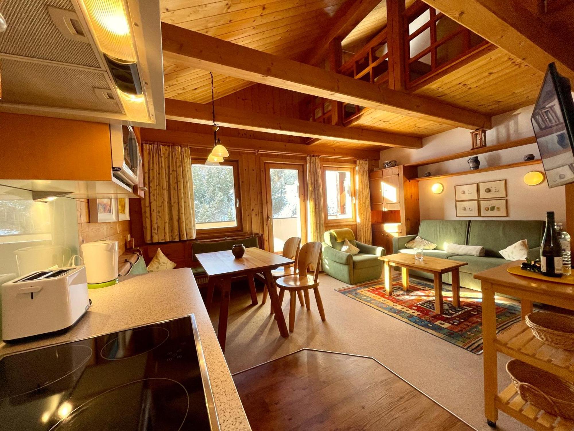 Hotel Garni Zerzer Зерфаус Екстериор снимка