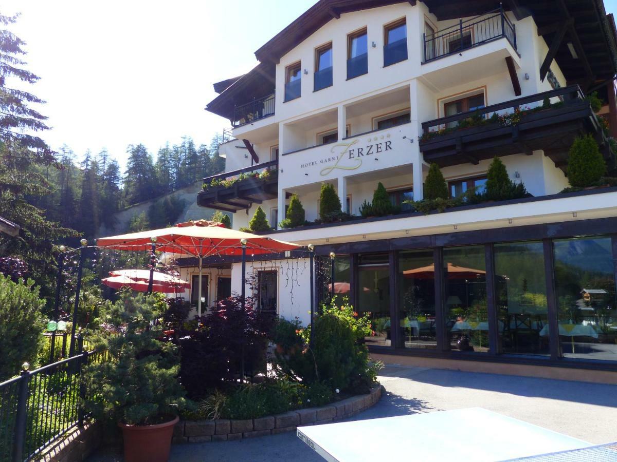 Hotel Garni Zerzer Зерфаус Екстериор снимка